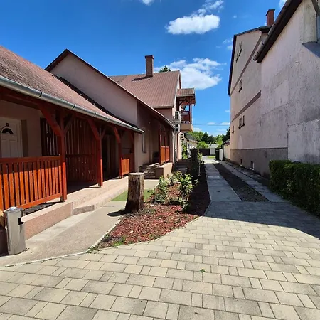 Andi Apartmán *