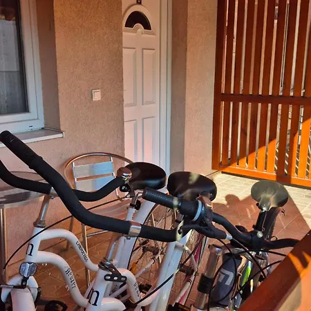 Apartman Andi Apartmanhaz *